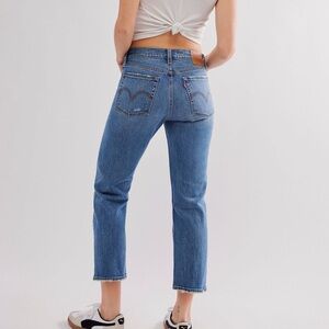 Levi’s Wedgie Straight Crop Jeans
